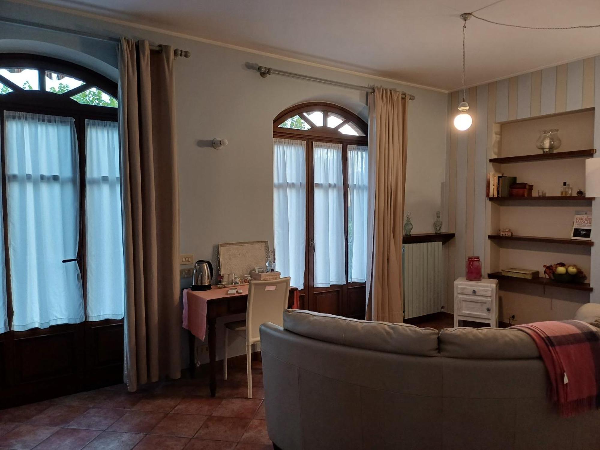Il Germano Reale Bed and Breakfast Alba  Værelse billede